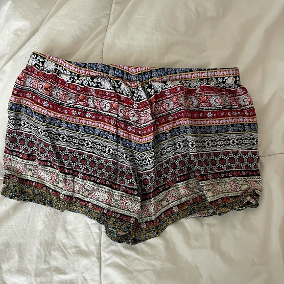 skort - Picture 2 of 3